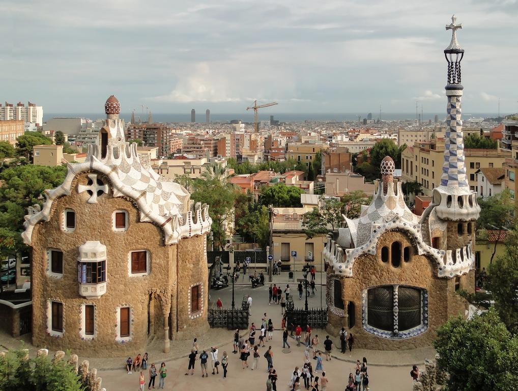 Atic Gaudi-Gracia Apartment Barcelona Luaran gambar