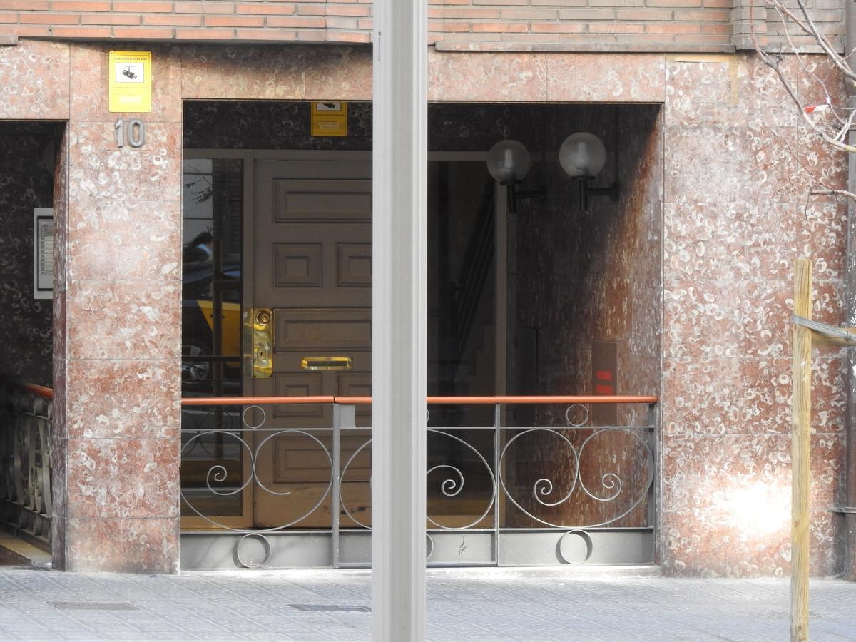 Atic Gaudi-Gracia Apartment Barcelona Luaran gambar