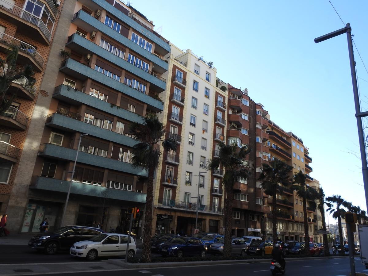 Atic Gaudi-Gracia Apartment Barcelona Luaran gambar