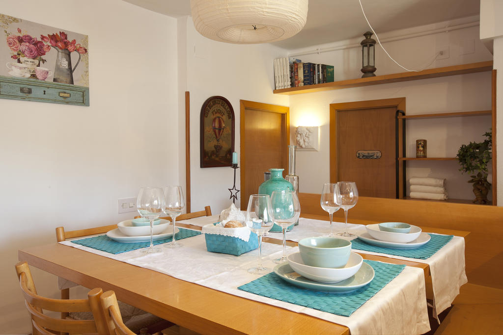 Atic Gaudi-Gracia Apartment Barcelona Luaran gambar