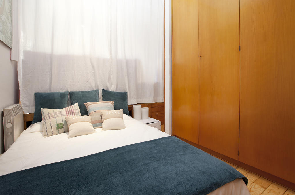 Atic Gaudi-Gracia Apartment Barcelona Luaran gambar