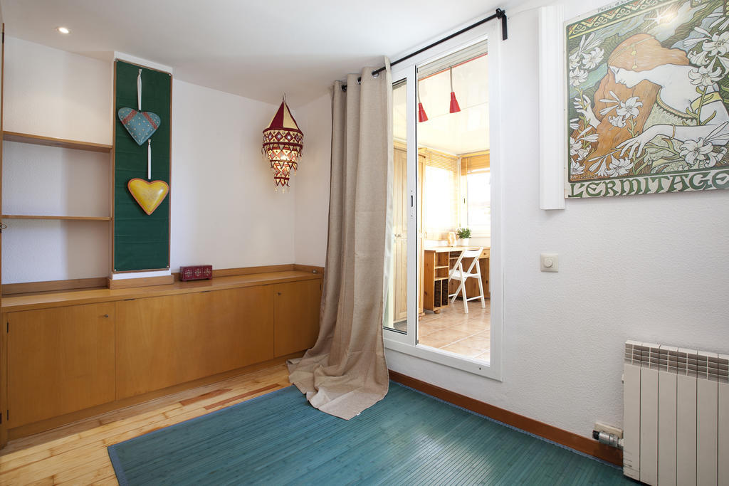 Atic Gaudi-Gracia Apartment Barcelona Luaran gambar